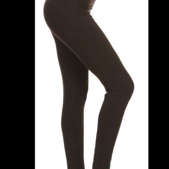 Fleece Lined high waist Solid Knit Legging - Picture 4 of 5